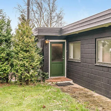 3 Bedroom Awesome In 펜션 *